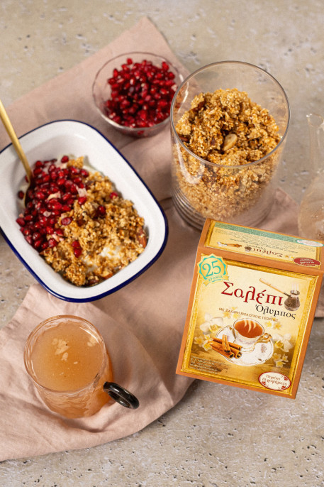 Granola με βρώμη, αμύγδαλα, σουσάμι και Σαλέπι Όλυμπος