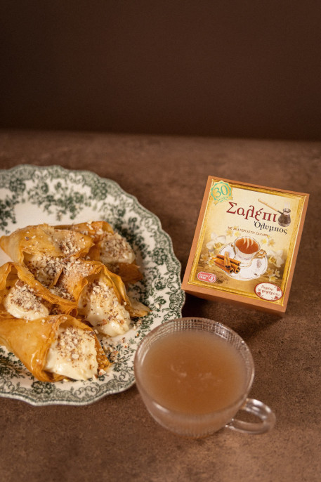 Τρίγωνα πανοράματος με αρωματική κρέμα Σαλέπι Όλυμπος